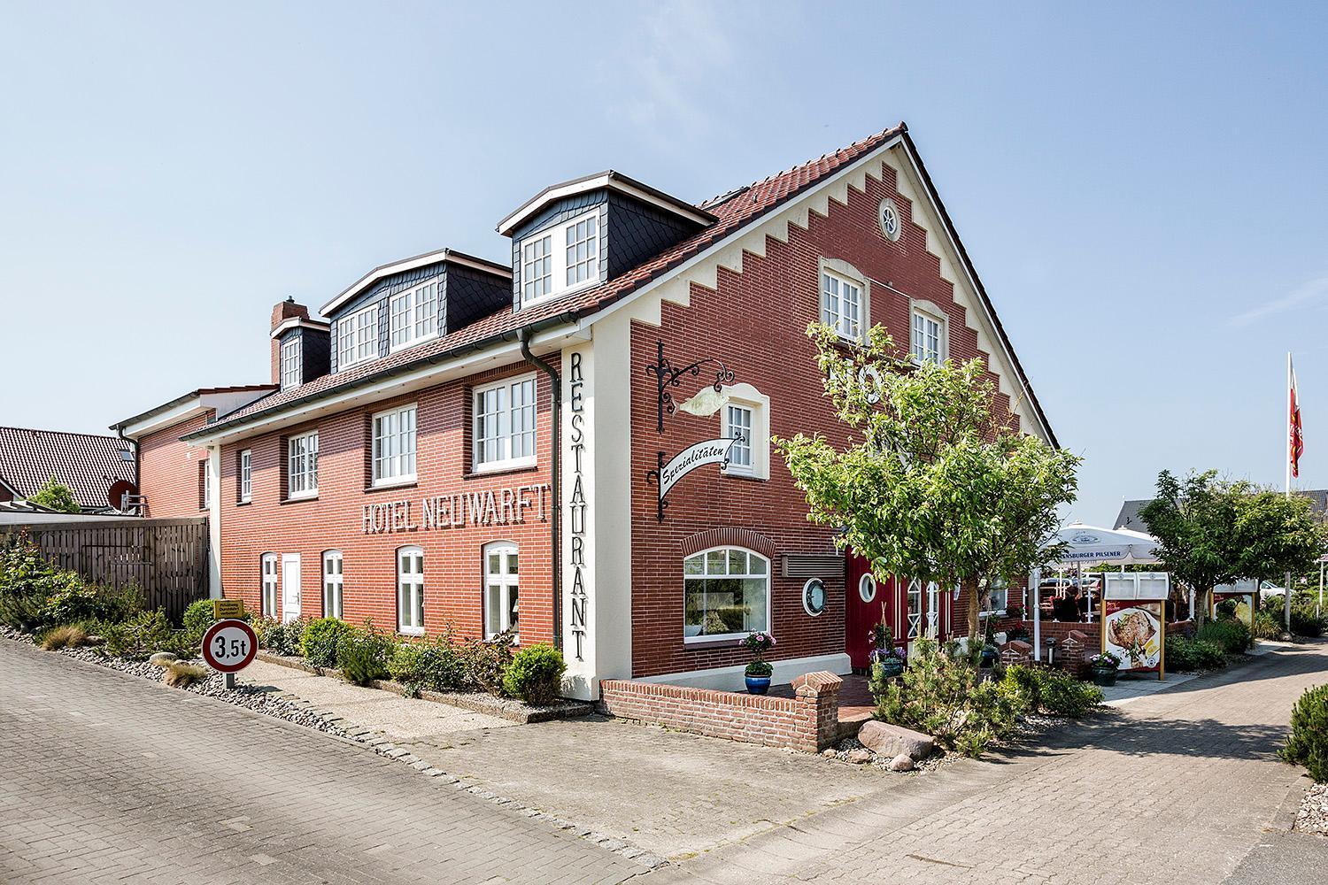 Hotel Neuwarft Altbau ดาเกอบึล ภายนอก รูปภาพ